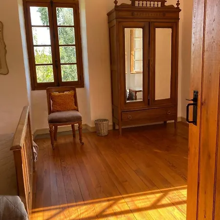 Picturesque Renovated With Pool Villa *