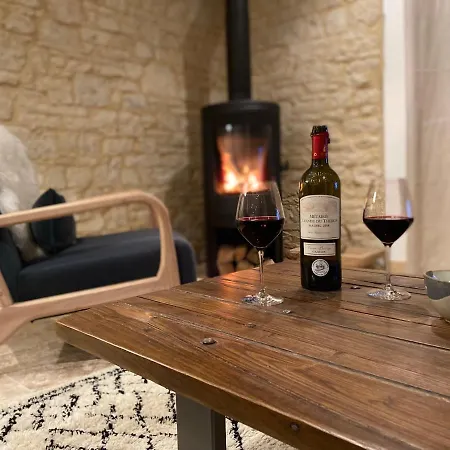 Villa Picturesque Renovated With Pool Les Junies