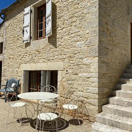 Villa Picturesque Renovated With Pool *