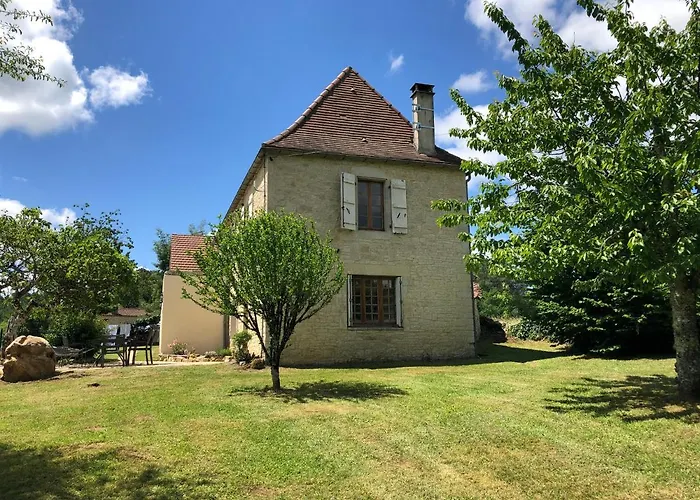 Picturesque Renovated With Pool Willa *